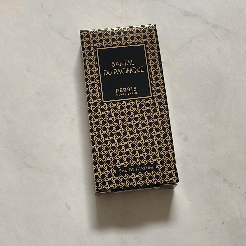 Perris Monte Carlo Santal du Pacifique Travel Size Perfume
